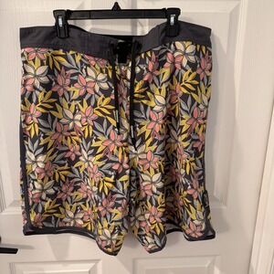 Hinano Tahiti Surf Board Shorts Men's Size 42 Waist Hula‎ Girl Gray Pink Yellow